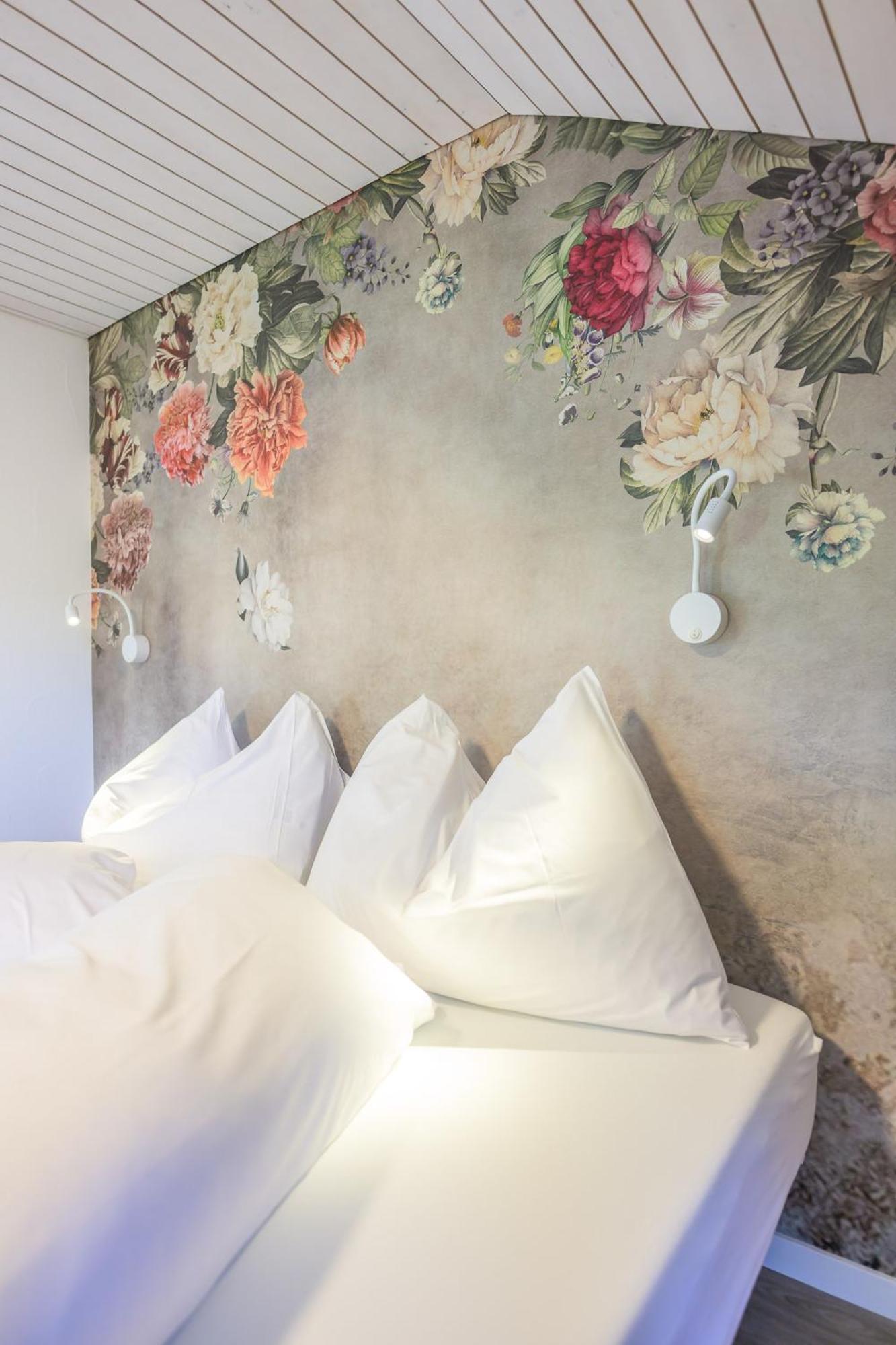 Hotel Buna Luna By Seehof Laax Buitenkant foto