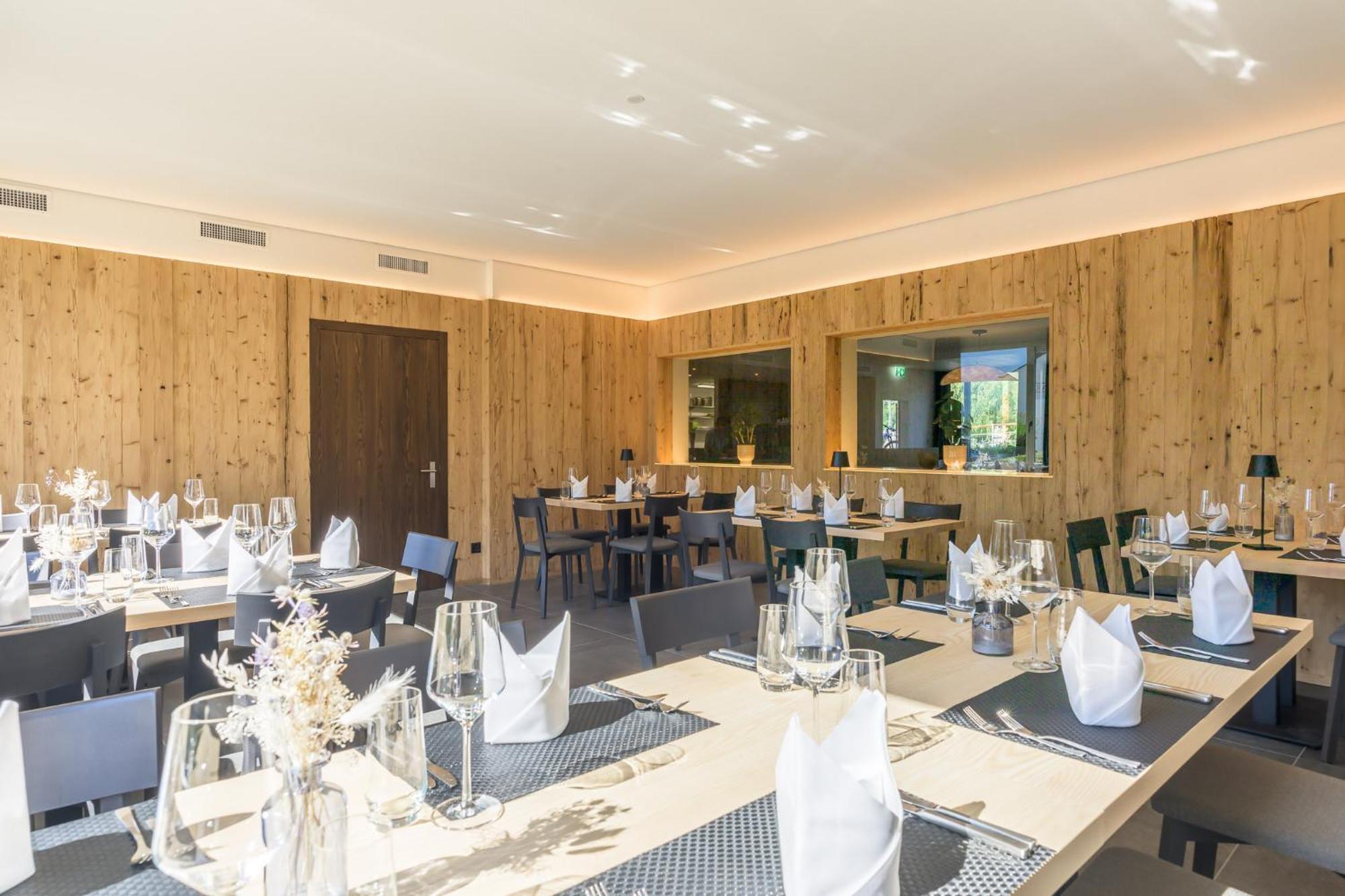 Hotel Buna Luna By Seehof Laax Buitenkant foto