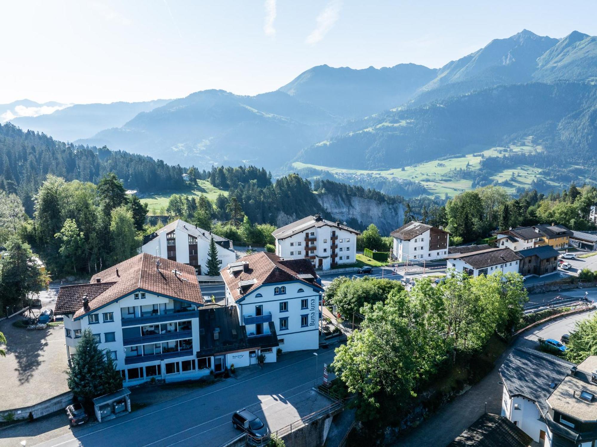 Hotel Buna Luna By Seehof Laax Buitenkant foto