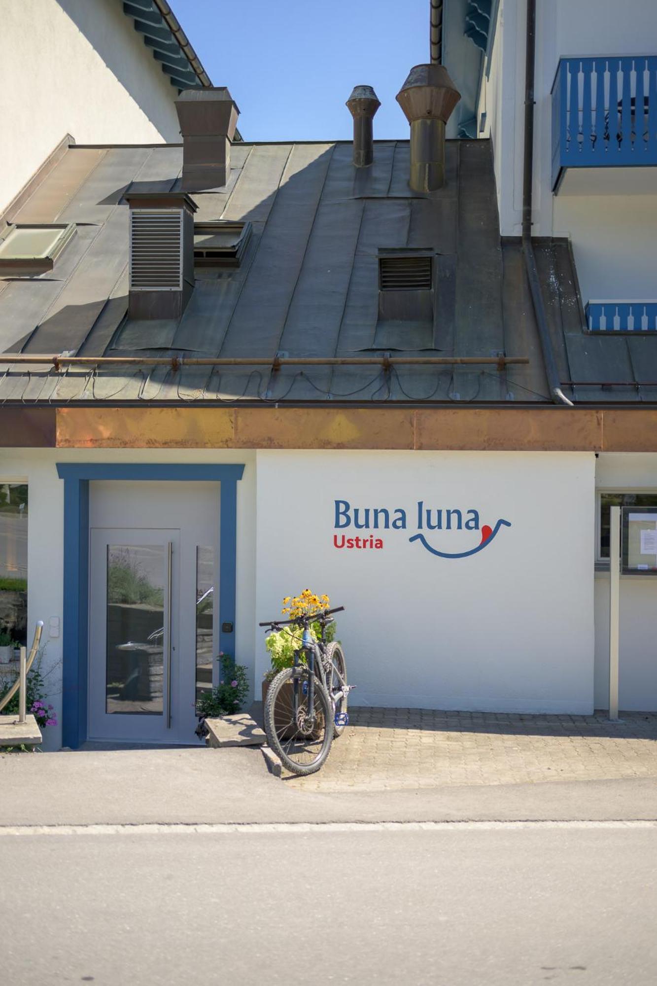 Hotel Buna Luna By Seehof Laax Buitenkant foto